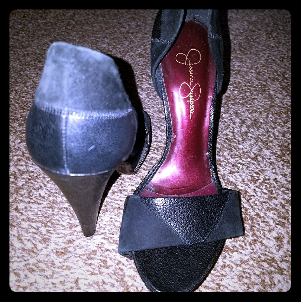 Jessica Simpson heels
